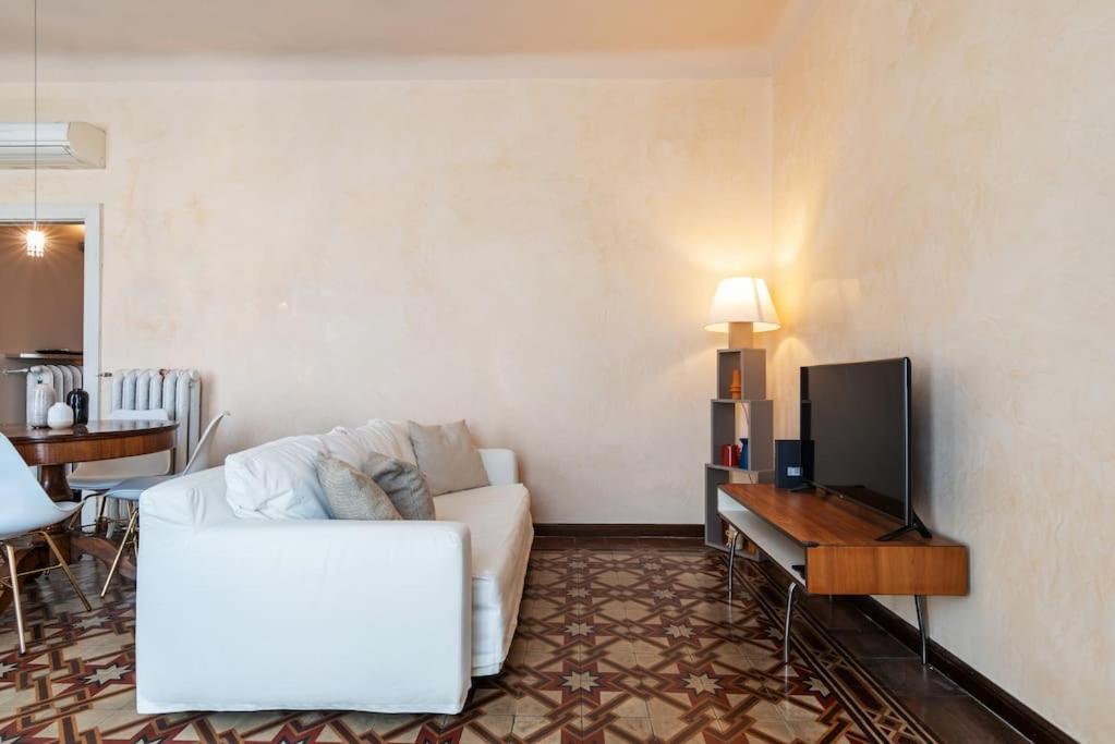 Maggio Flexyrent A.C. - Wifi Apartamento Milão Exterior foto